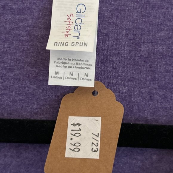 Gildan Softstyle Ring Spun Fort Gratiot Lighthouse Purple V-Neck Tee Ladies M - Picture 3 of 6